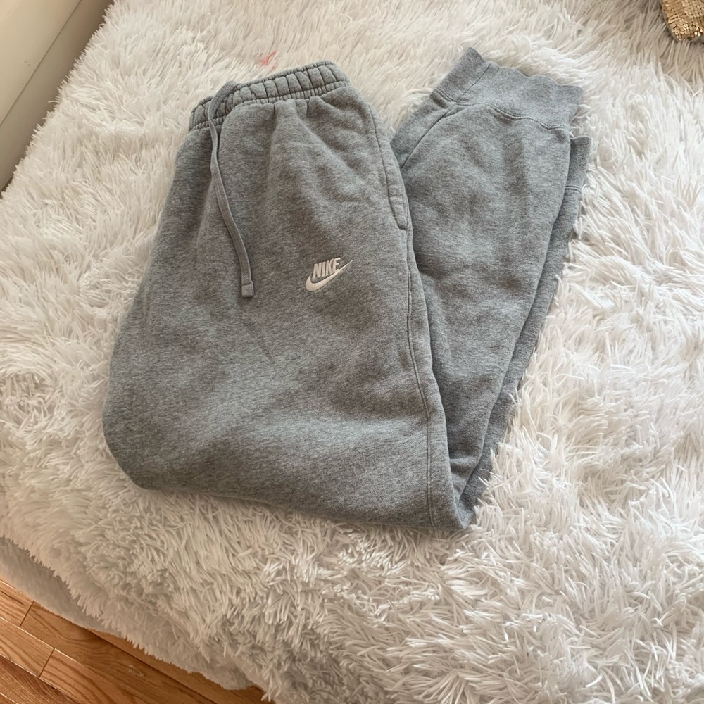 Boys nike joggers